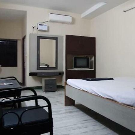 Hotel Vaithee Park Chennai Exterior foto