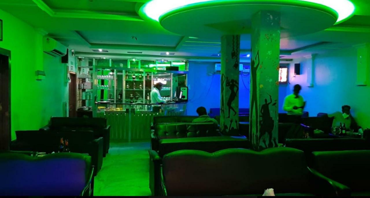 Hotel Vaithee Park Chennai Exterior foto